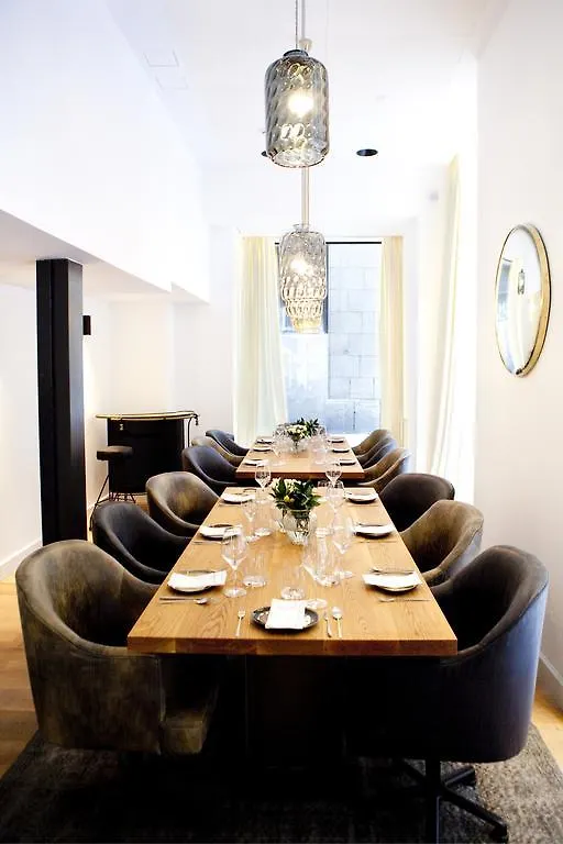 Serras Barcelona 5*,