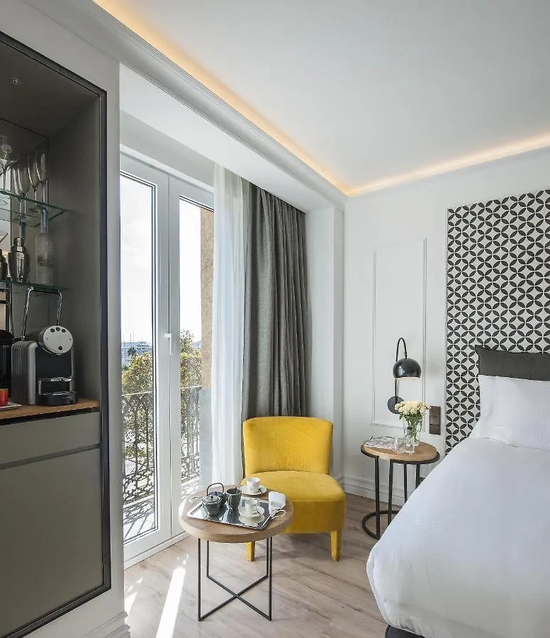 Serras Barcellona 5*,  Spagna